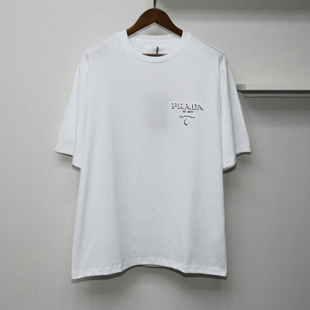 Prada three-dimensional embroidered logo short sleeves